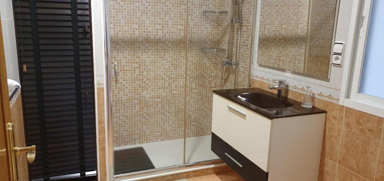 Apartementos Paseo De Lordelo - 2 Derecha 格罗韦 外观 照片
